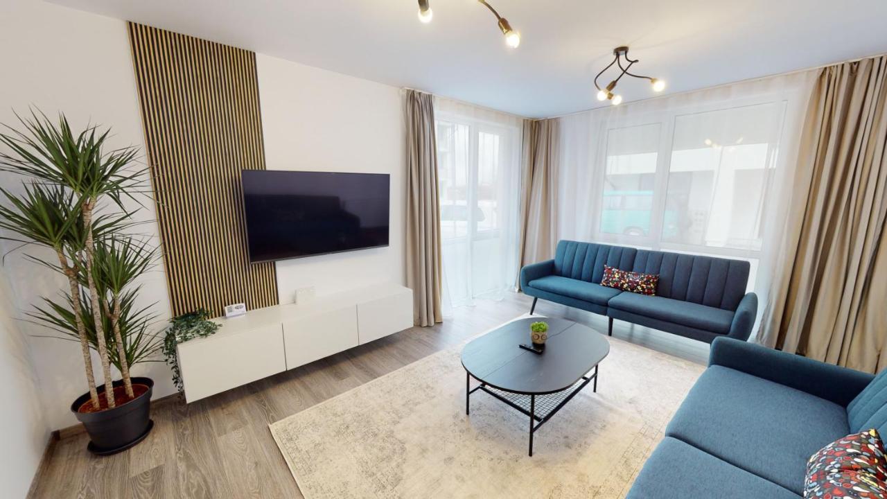 Apartment By The Lake Nr 4 Vrt シビウ エクステリア 写真